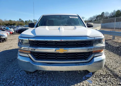 2018 Chevrolet Silverado K1500 z USA, uszkodzony, nr VIN 1GCVKNECXJZ379344